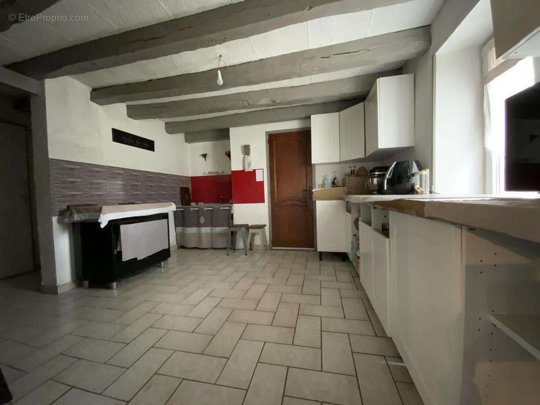 Maison à BUSSIERE-GALANT
