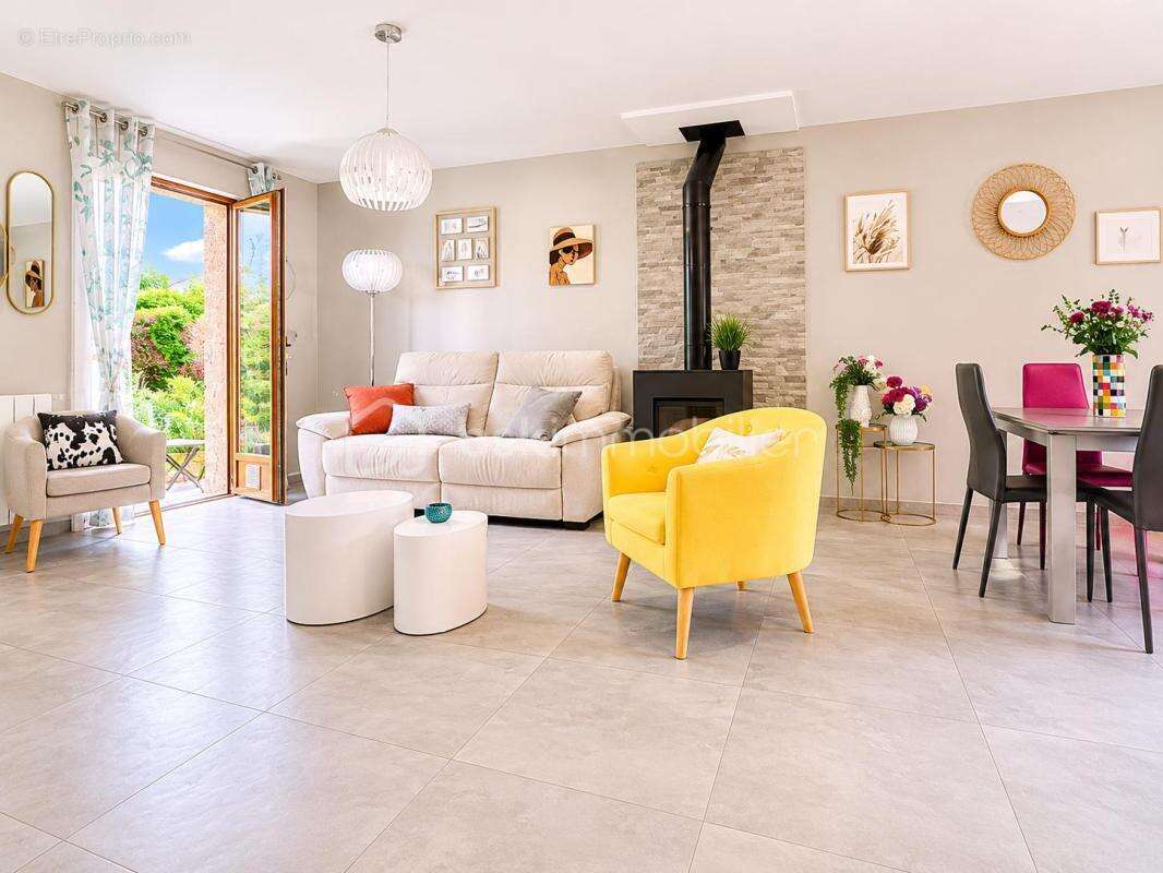 Maison à VILLEFRANCHE-SUR-SAONE