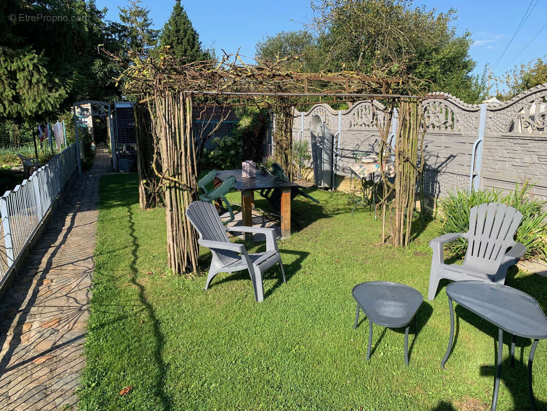 Maison à SAINT-AMAND-LES-EAUX