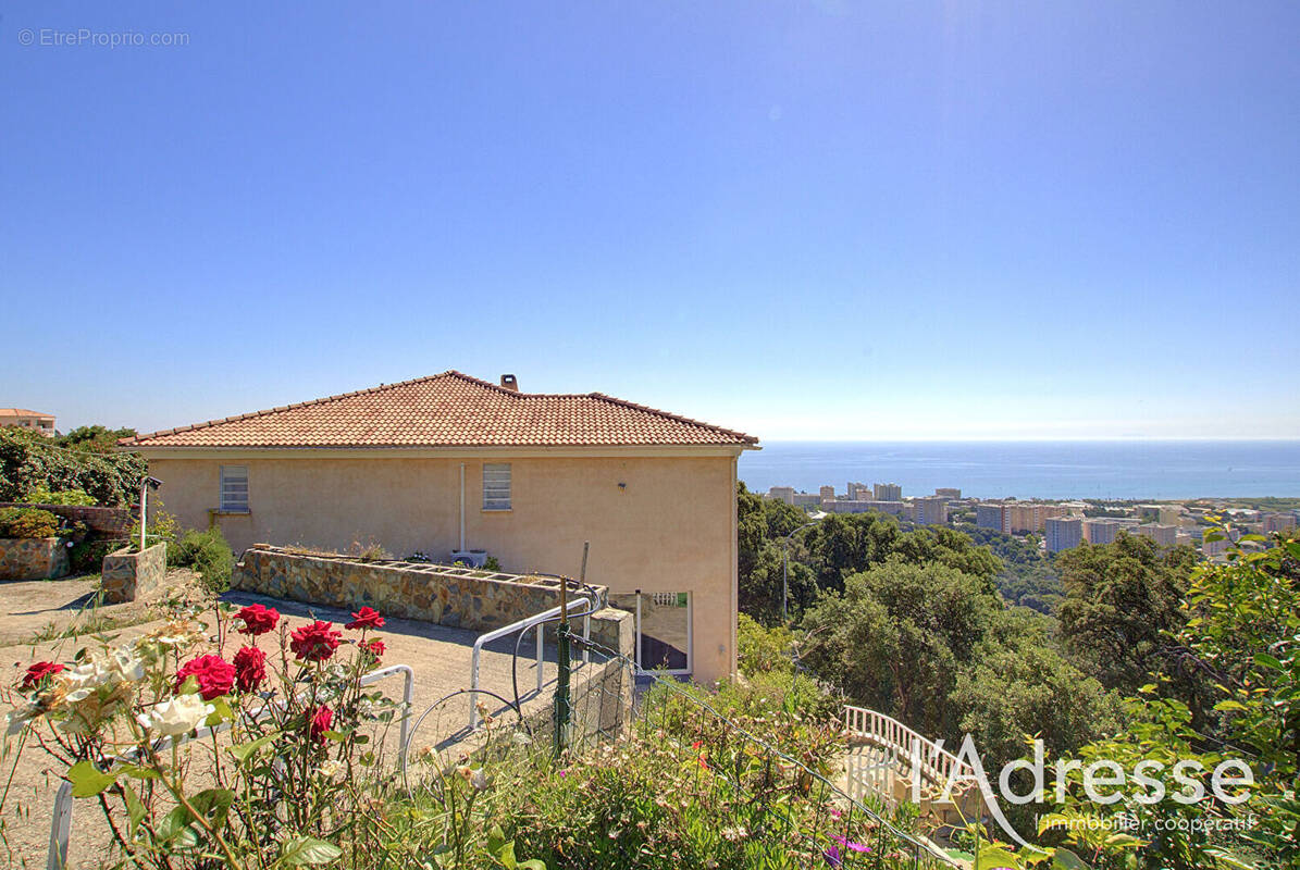 Maison à BASTIA