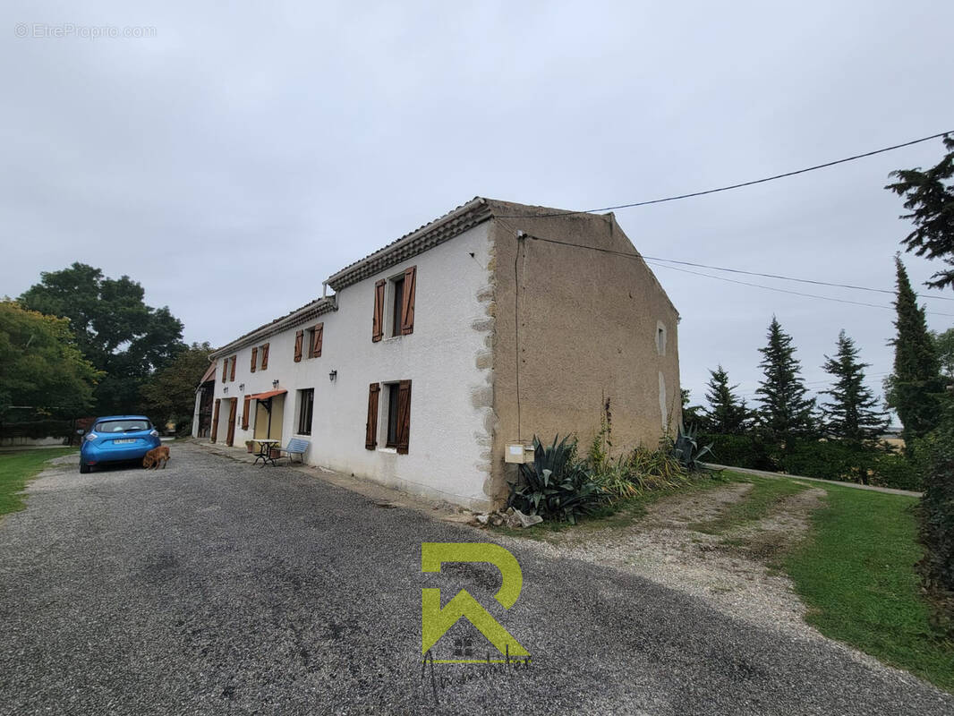 Maison à MEZERVILLE