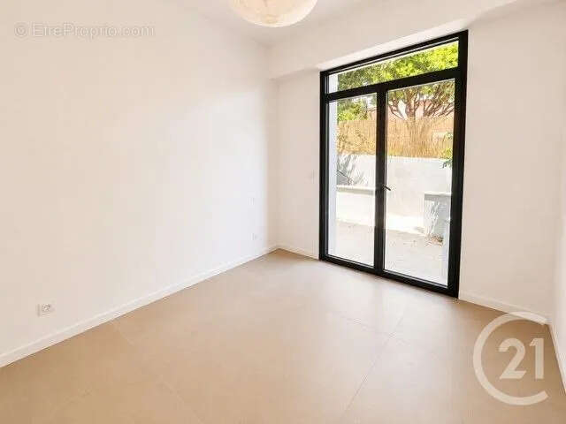 Appartement à ROQUEBRUNE-CAP-MARTIN