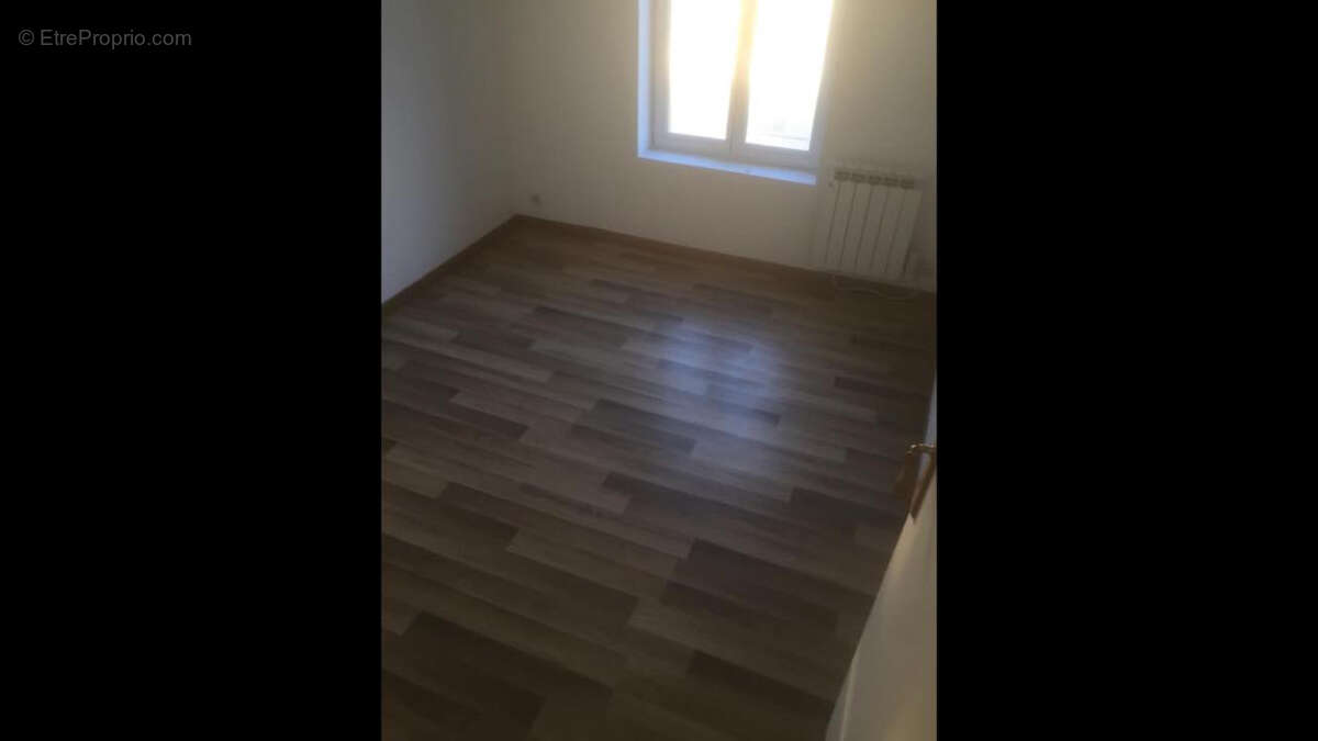 Appartement à ARQUES