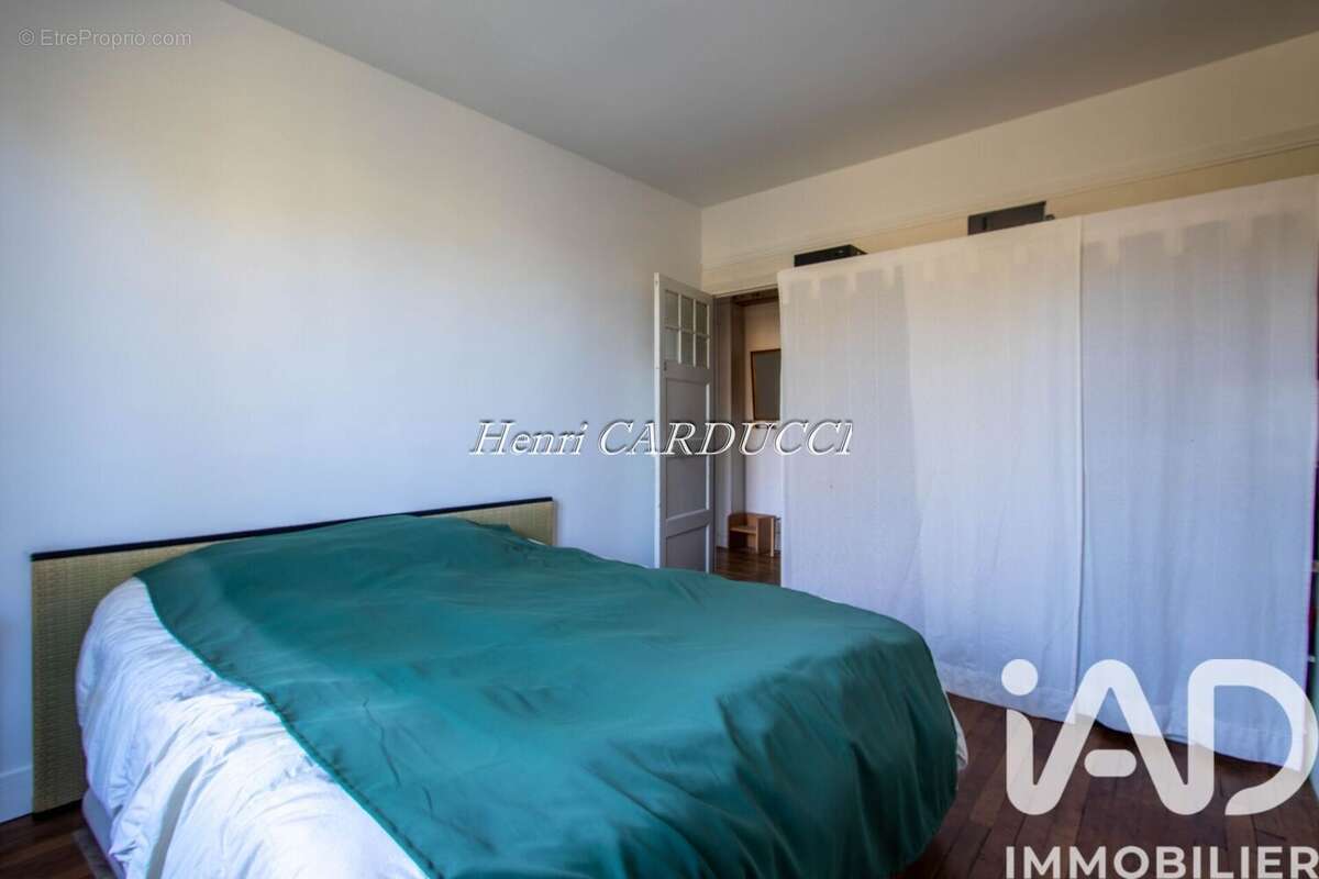 Photo 9 - Appartement à CLICHY