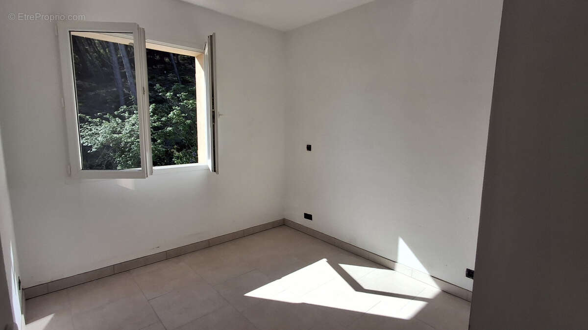 Maison individuelle dans environnement privilégié - photo 7
