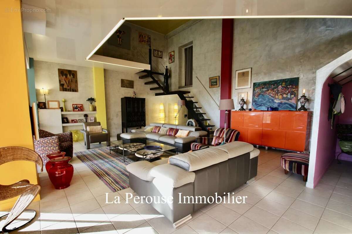 Appartement à VILLEFRANCHE-SUR-MER