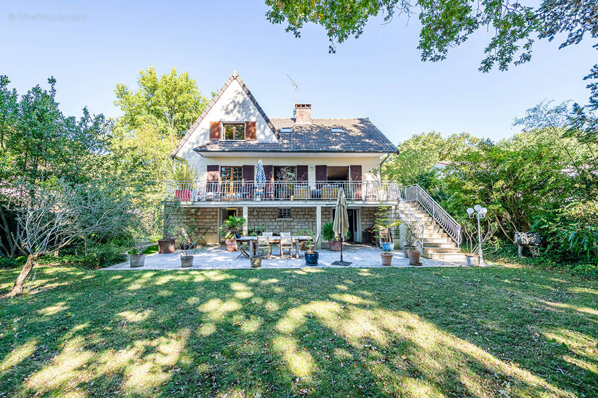 Maison à NOISY-LE-GRAND