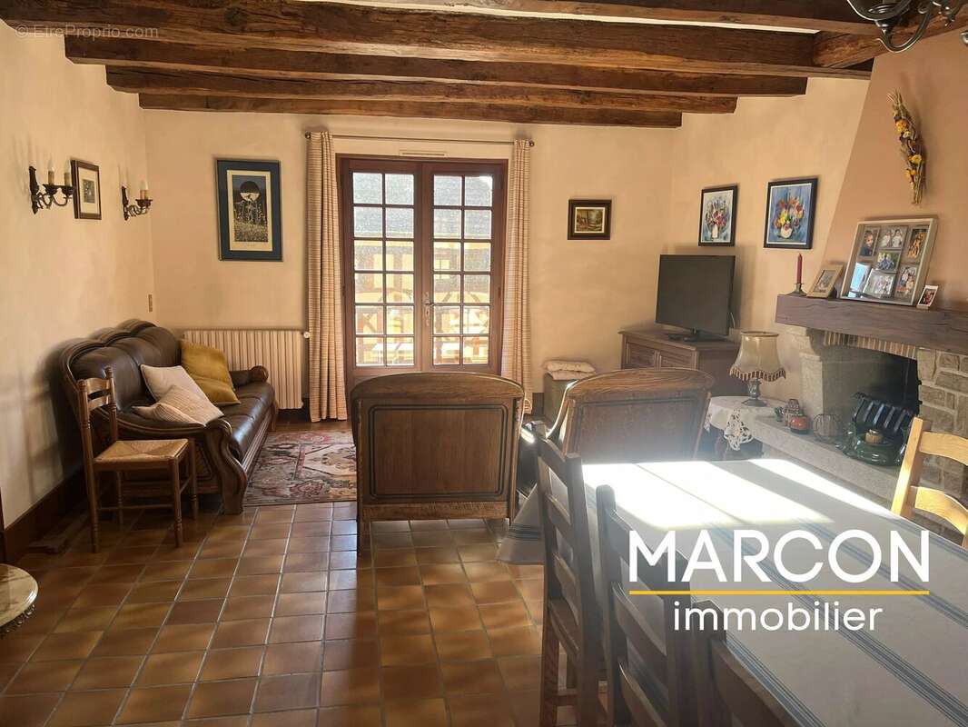 Maison à FELLETIN