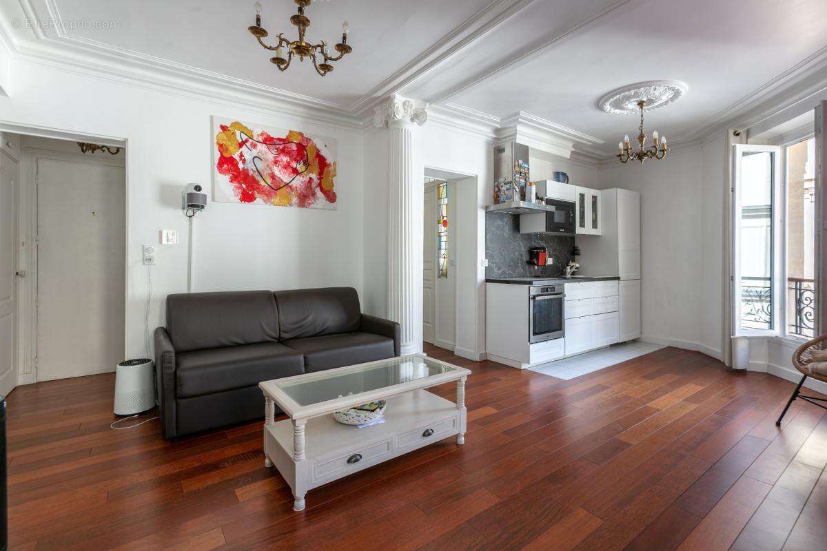 Appartement à PARIS-12E