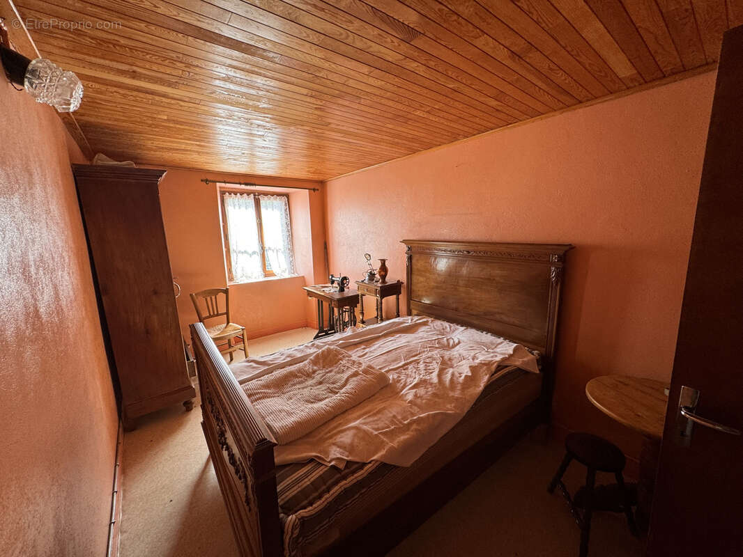 Maison à SAINT-FLOUR