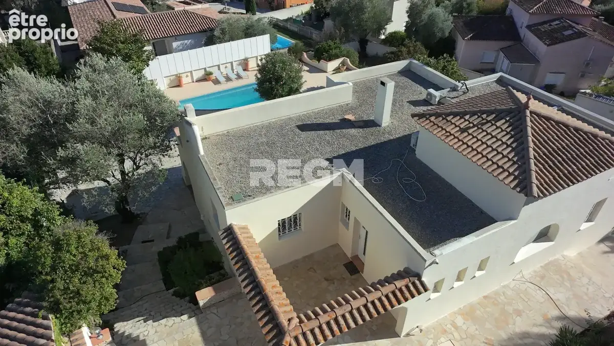 Maison d'architecte 211 m2 sur parcelle de 1780 M2 - photo 29