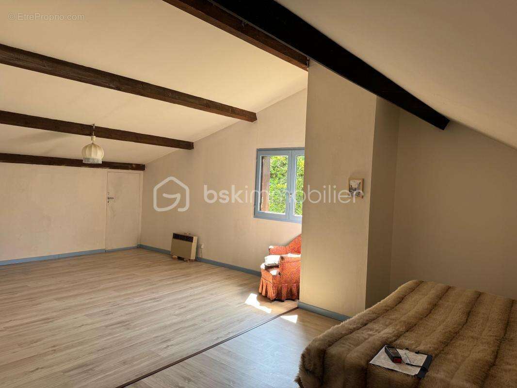 Maison à SAINT-DENIS-DE-PILE