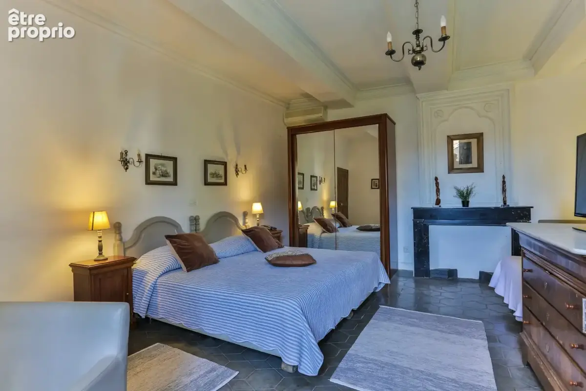 Maison de caractère avec jardin clos, piscine et importantes dépendances – à 10 mn d’Uzès - photo 10