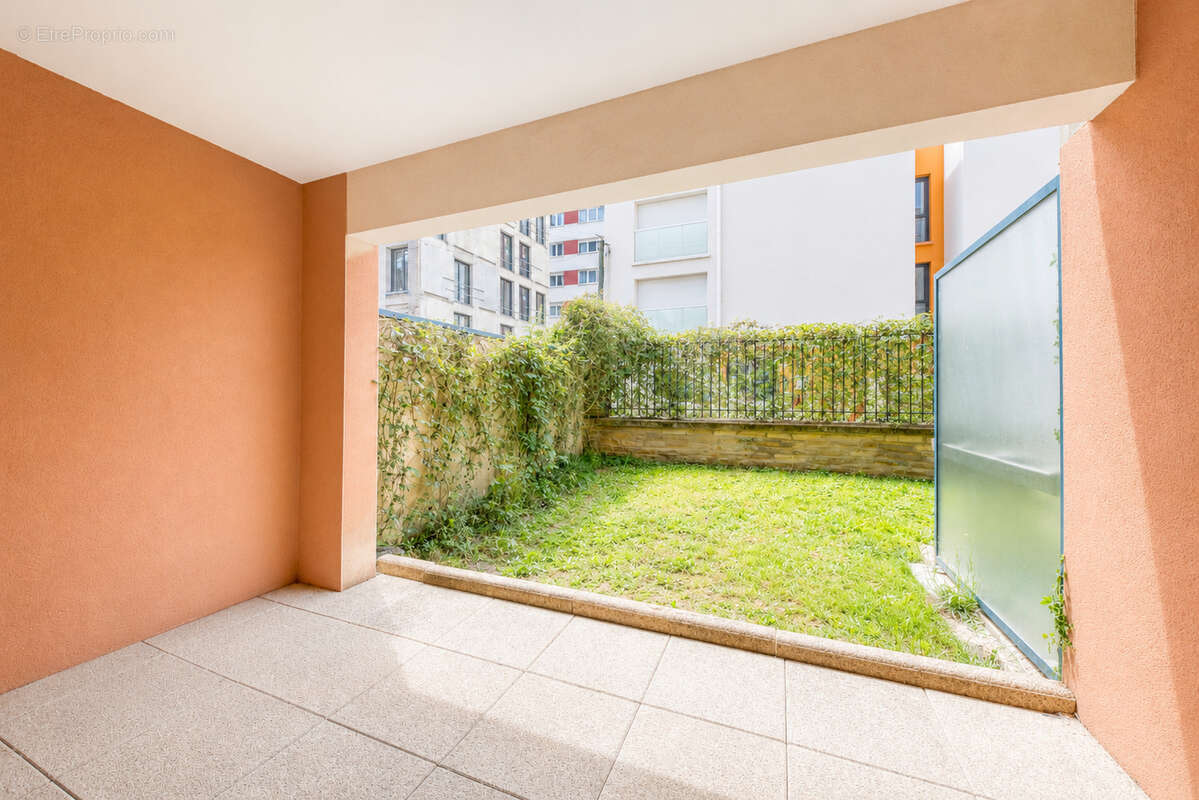 Appartement T2 - Bourg-l'Évêque / Anatole France / Nord Saint-Martin - photo 9