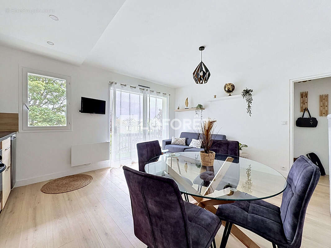 Appartement à OUISTREHAM
