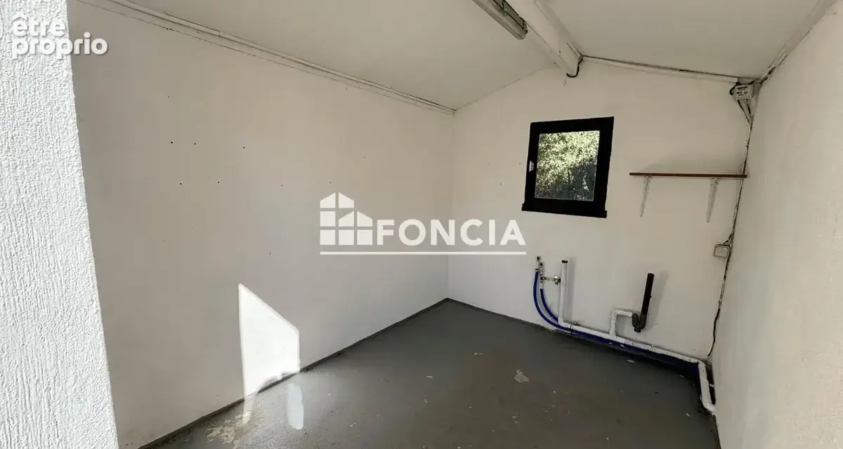 Maison de plain-pied T3 de 70 m² avec jardin arboré de 350 m² et piscine à La Farlède - photo 11