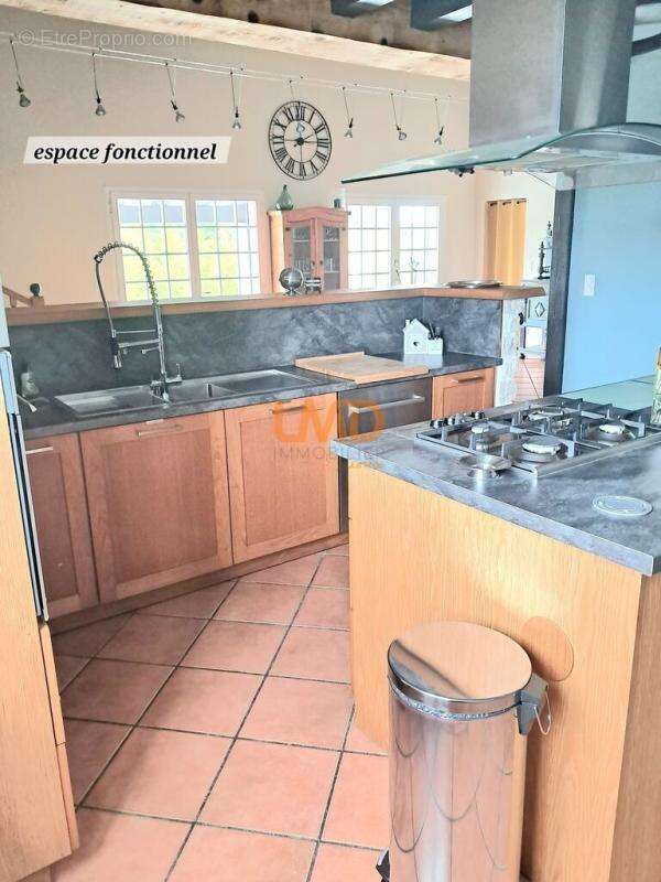 -maison de standing- élégance, charme et prestations de qualité - photo 11