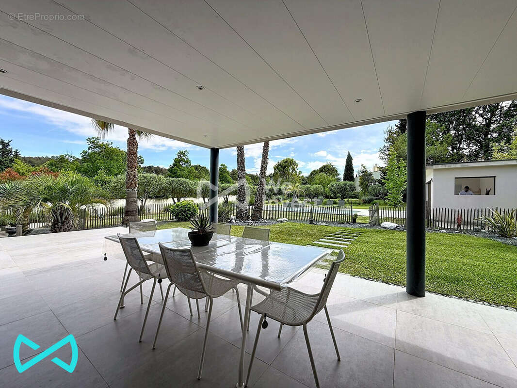Maison 175 m² à Assas  - photo 3