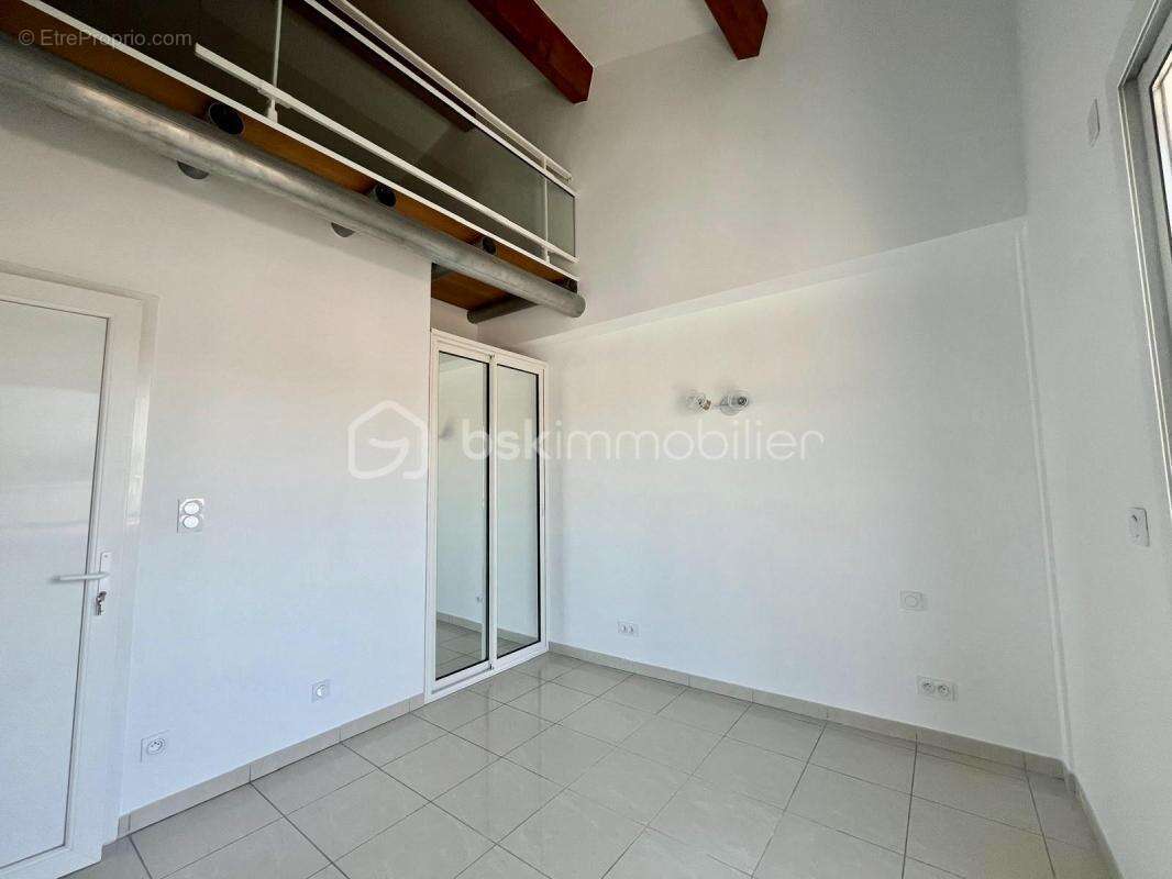  PIGNAN – Ensemble immobilier maison et appartement indépendant  - photo 7