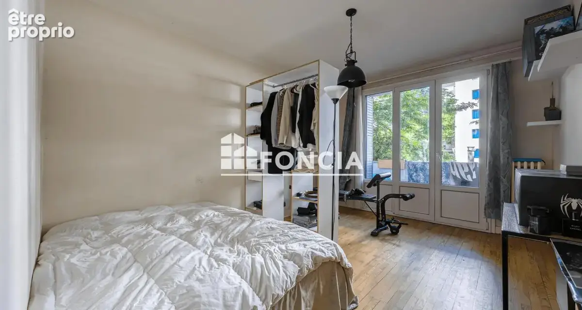 Annecy – secteur avenue de genève – t4, 3 chambres avec balcon, cave et stationnement - photo 5