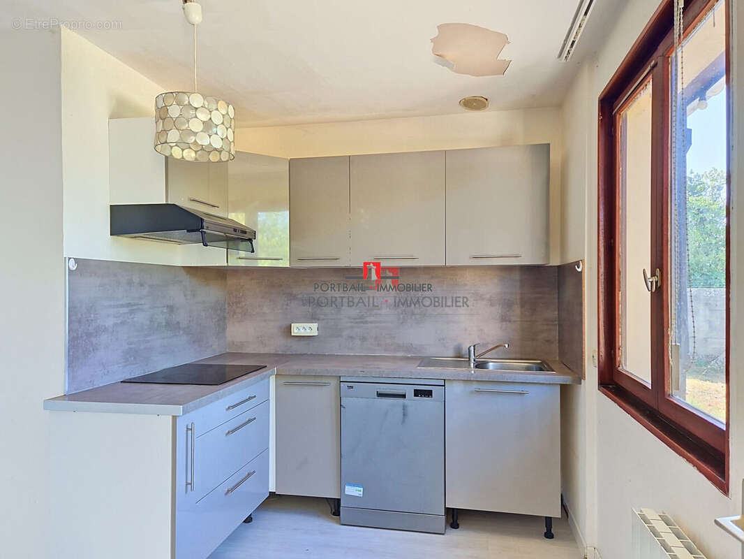 Maison 87 m² à Lormont  - photo 3
