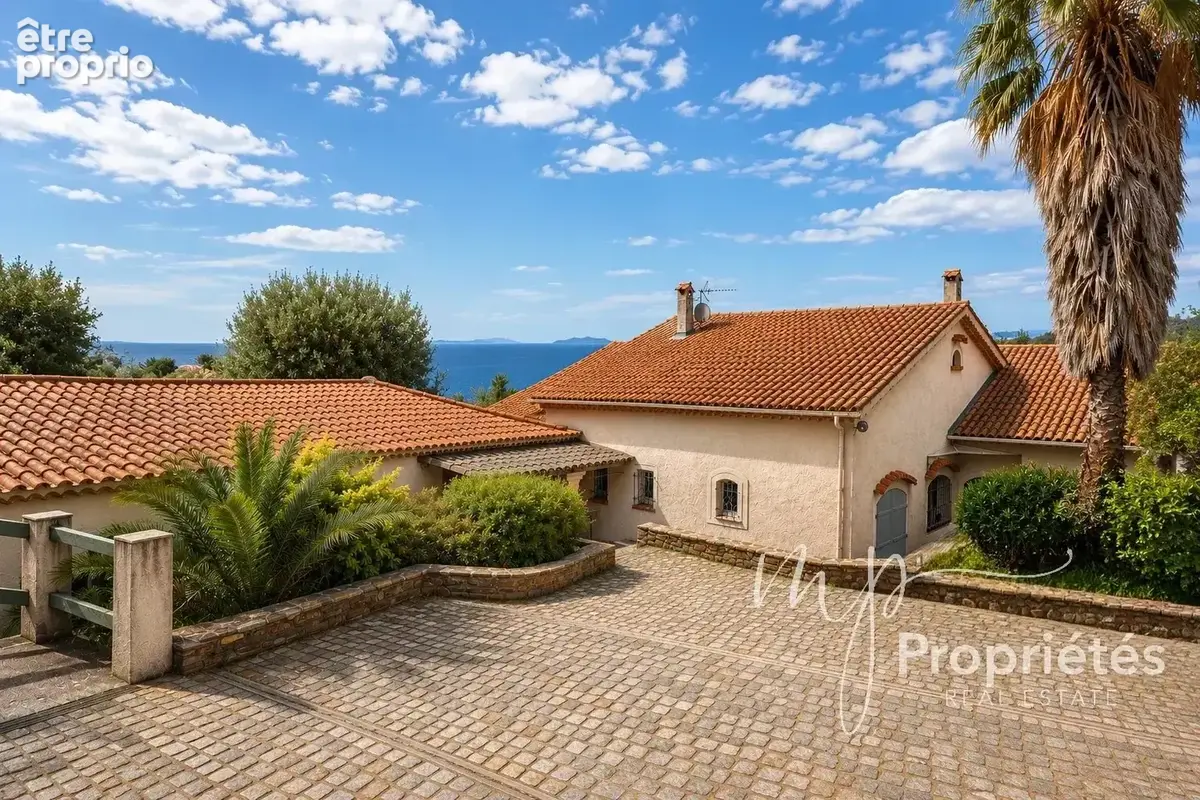 A vendre villa rayol canadel vue mer panoramique et accès plage à pied - photo 3