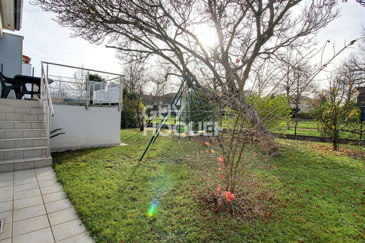 Maison à JARVILLE-LA-MALGRANGE