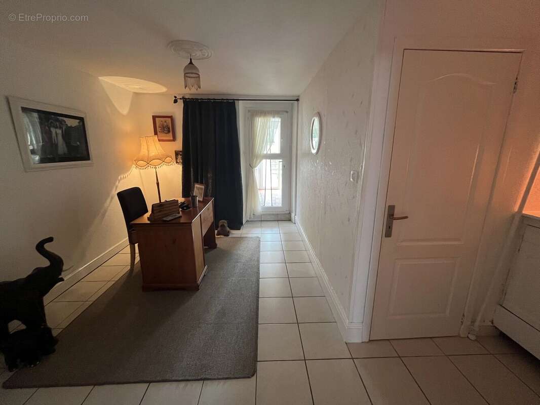 Charmant maison de campagne de 3 chambres proche d'une ville - photo 9