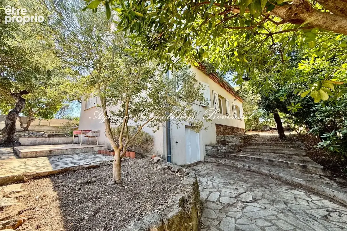 Maison 4 pièces 95 m² à vendre à Sainte-Maxime (83120) - photo 2