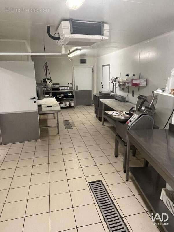 Photo 8 - Commerce à MOREAC