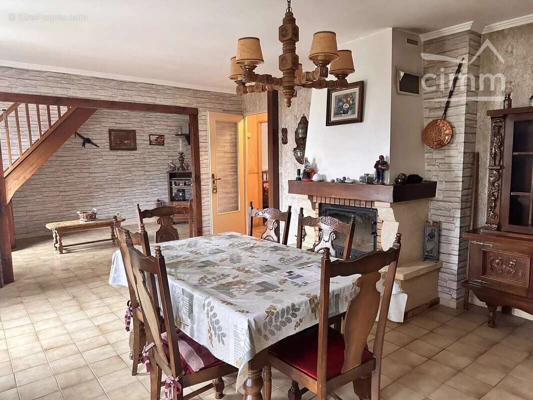 Maison à LIZY-SUR-OURCQ