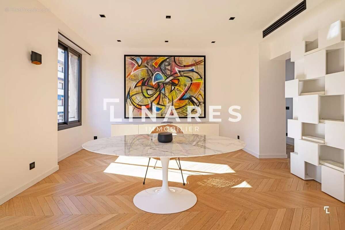 Appartement à MARSEILLE-8E