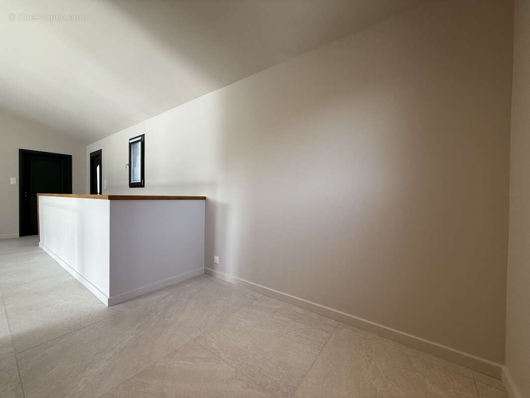 Maison contemporaine d’exception   Construction 2025   Prestations haut de gamme   Terrain de plus de 2 000 m2 - photo 18