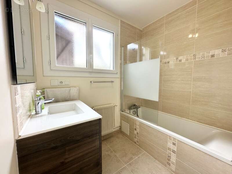 Maison traditionnelle à La Saussaye (27370) – Vallée de l’Oison  112 m² – 4 chambres – Terrain de 614 m² – Quartier calme et rec - photo 10
