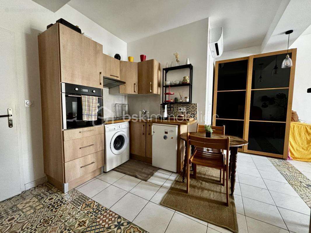 Centre-ville de Sète – Appartement de 128 m² avec terrasse, studio indépendant et fort potentiel - photo 6