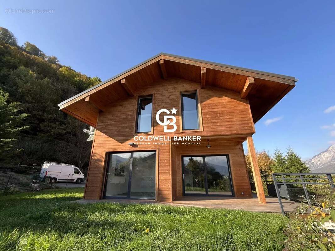 Maison à SALLANCHES