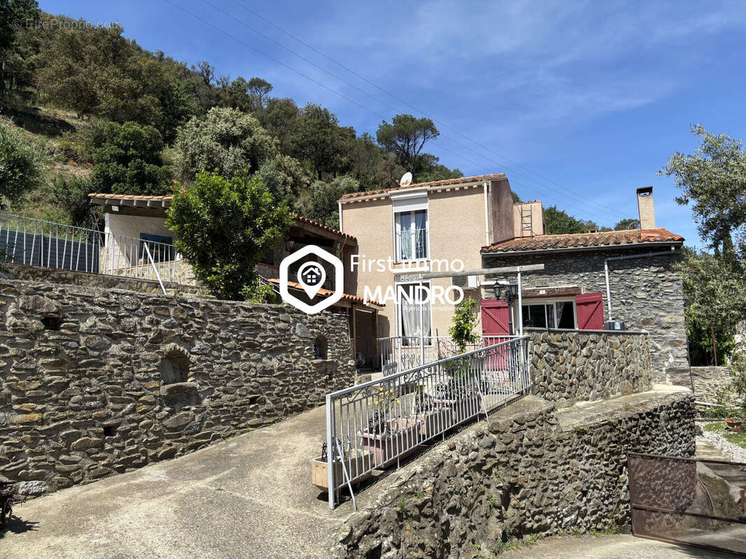 Maison 95 m² à Saint-Michel-De-Llotes  - photo 3