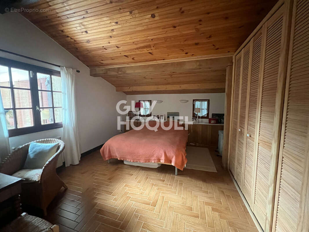 Maison à FONTAINEBLEAU