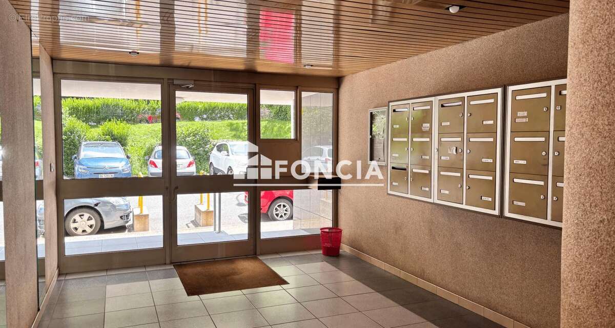 Appartement à SAINT-ETIENNE
