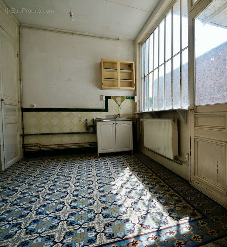 T2 avec potentiel t3, lumineux / belle terrasse / matériaux d'origine - photo 6