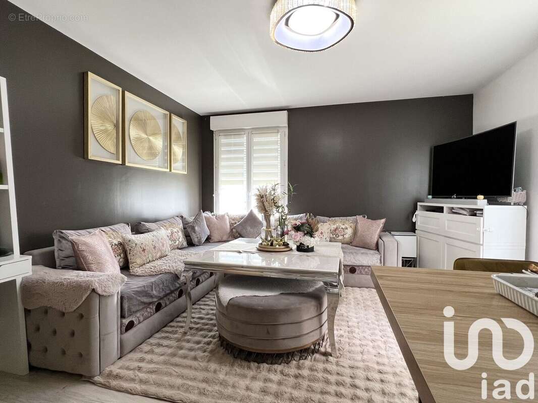 Appartement 78 m² à Montmagny  - photo 2