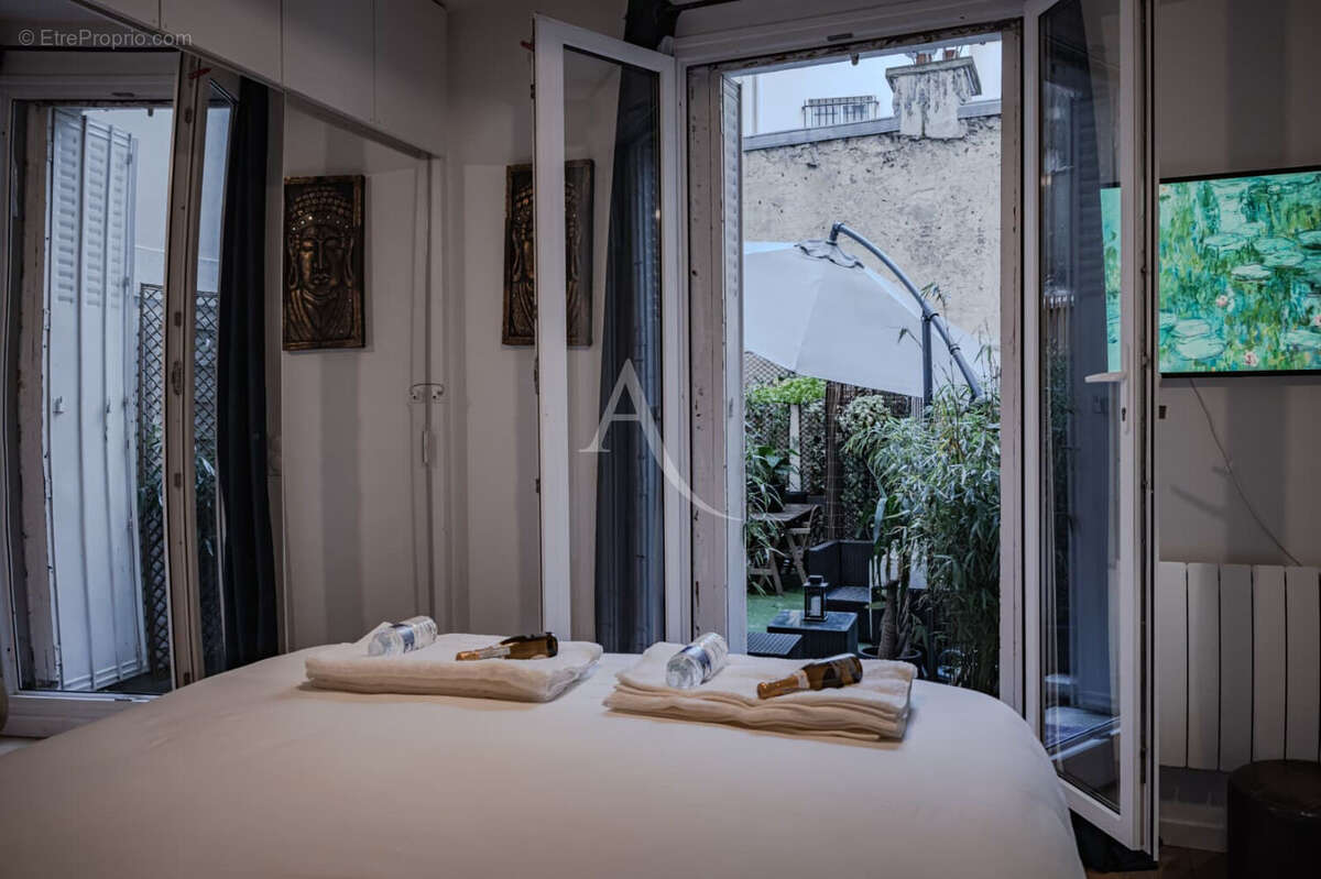 Appartement à PARIS-9E