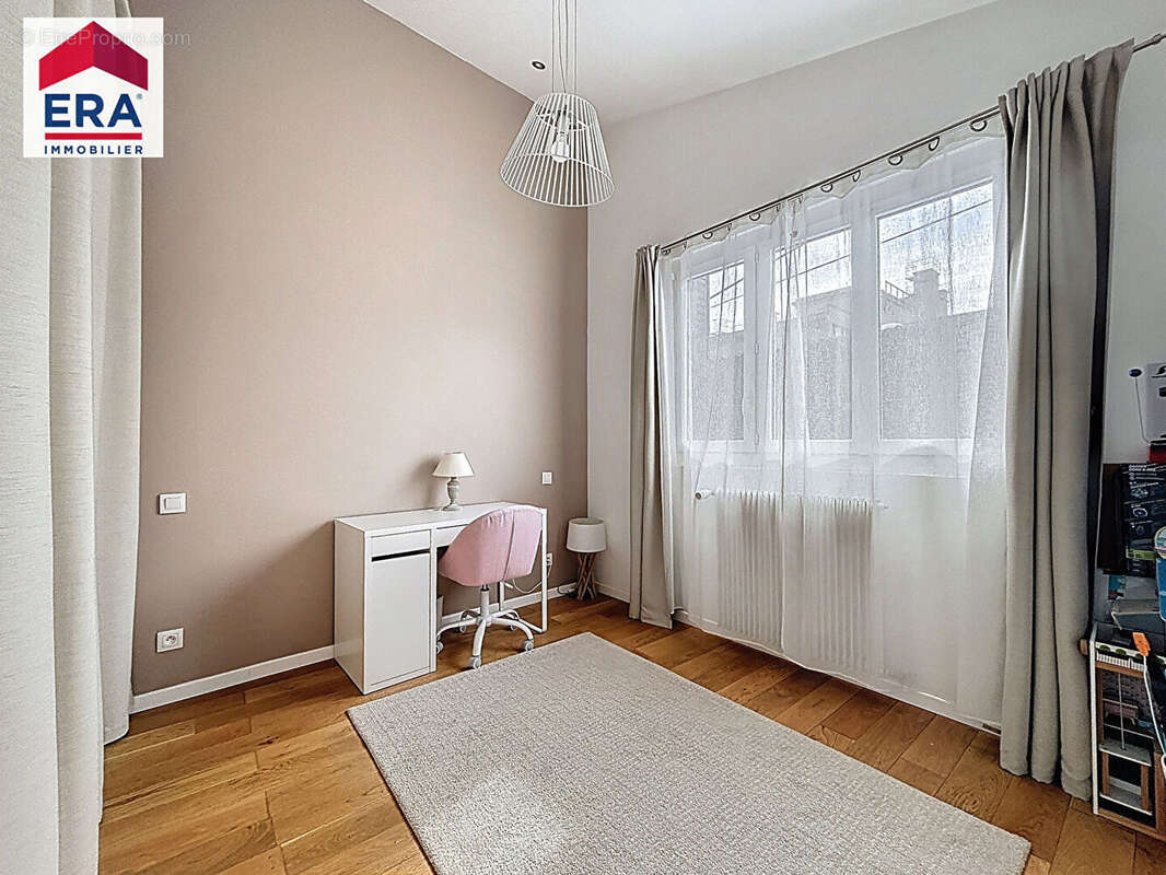 Maison à IVRY-SUR-SEINE