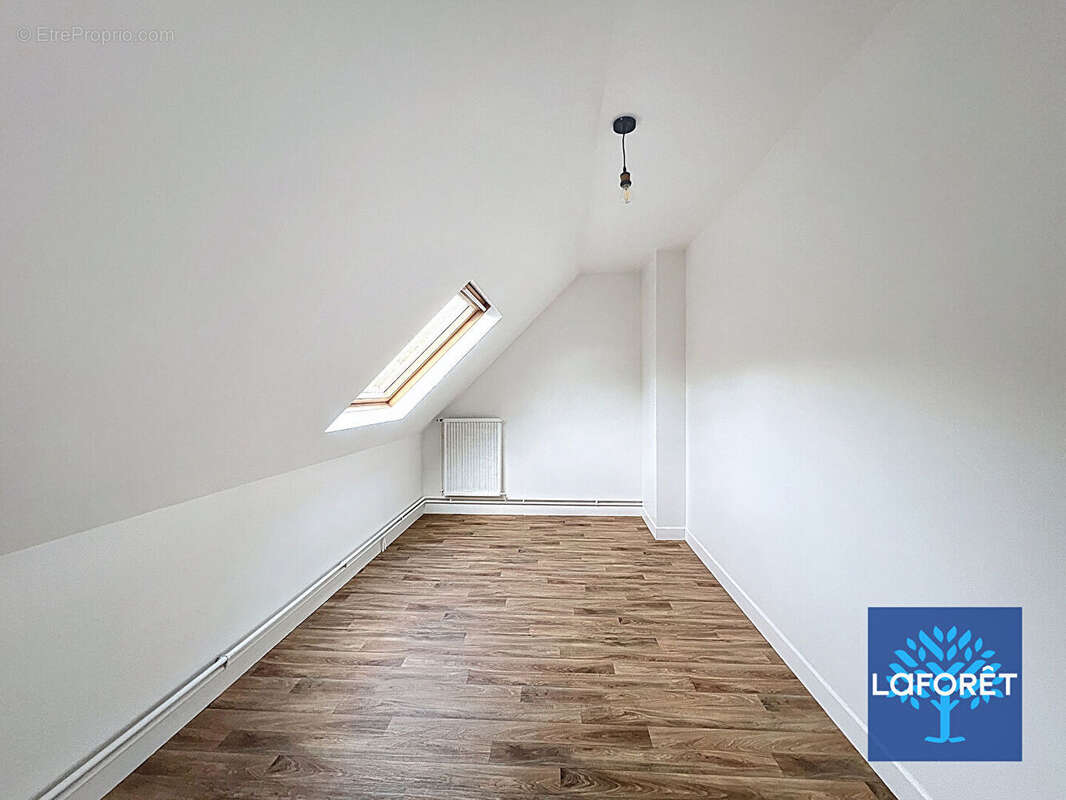 Maison à MALESHERBES