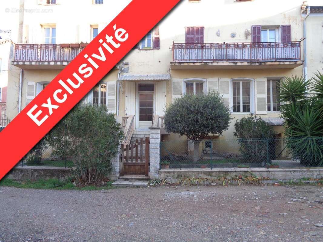   - Appartement à DRAGUIGNAN