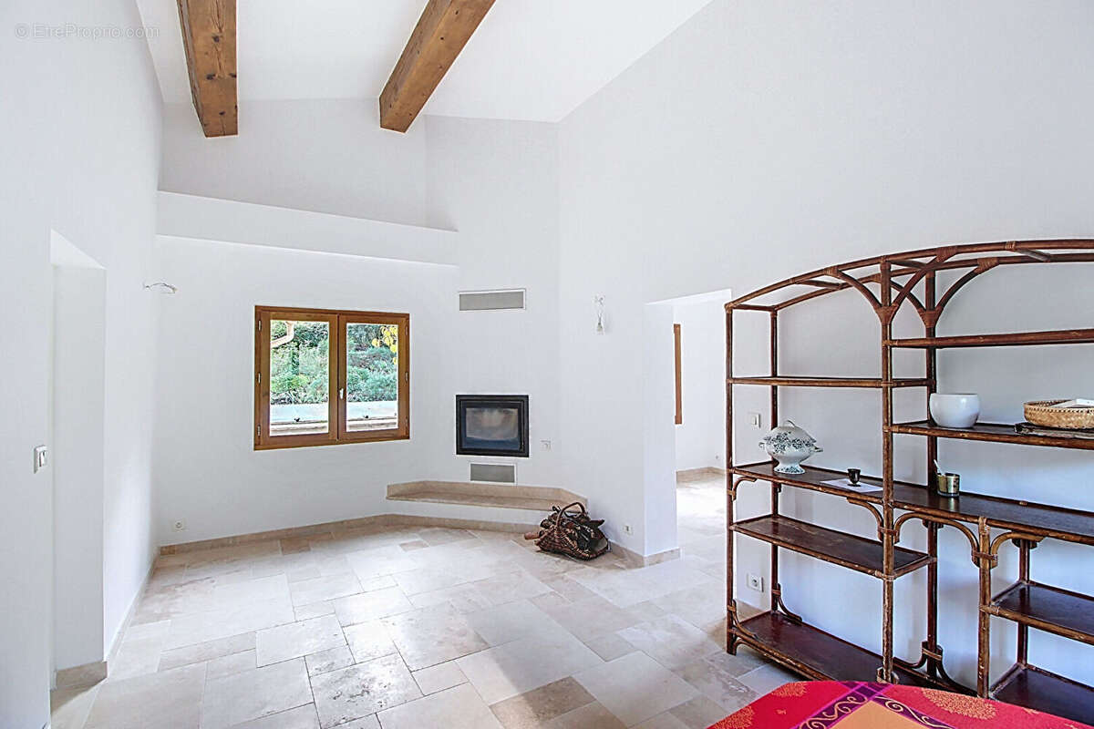 Maison à LORGUES