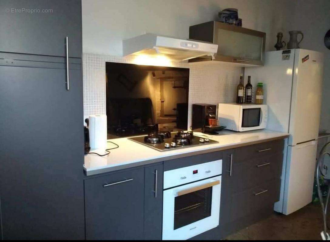 Appartement à BERRIAS-ET-CASTELJAU