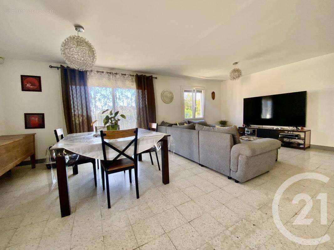 Maison à RILHAC-RANCON