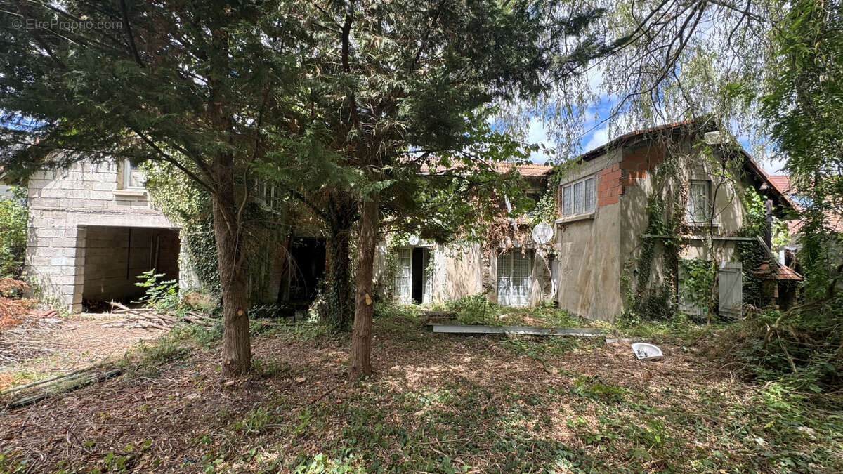 Maison à BELLERIVE-SUR-ALLIER