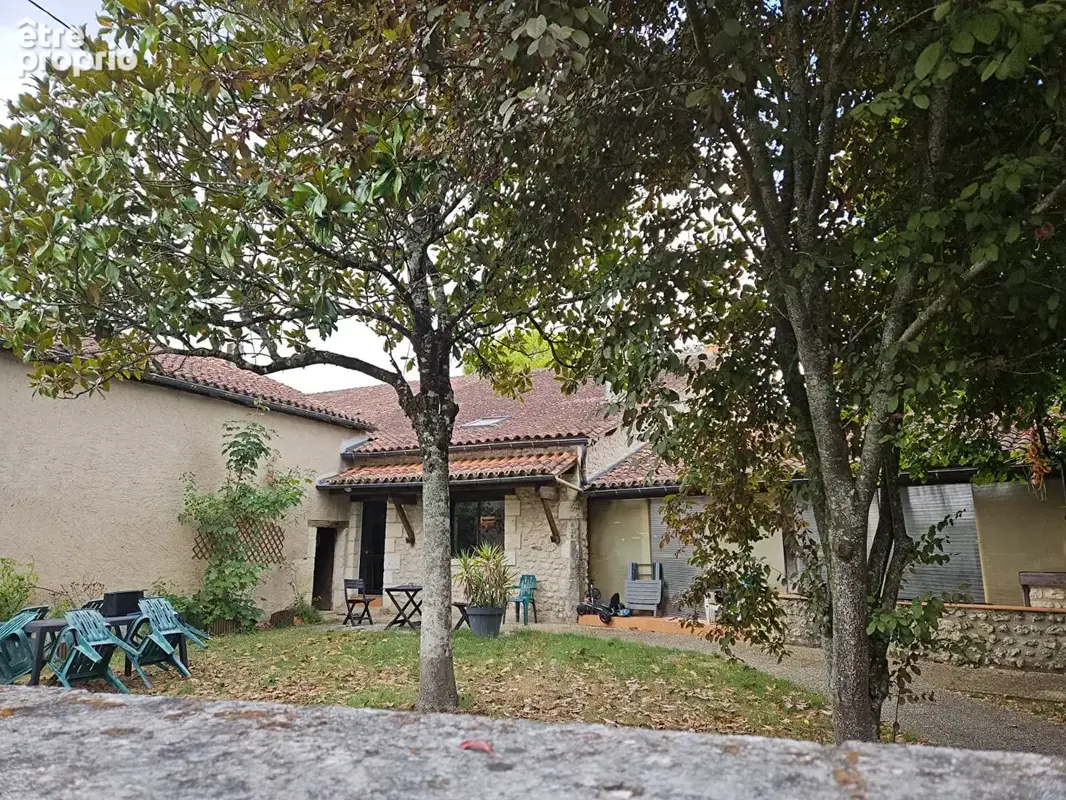 Grange et dépendances à fort potentiel au ceur du périgord vert - photo 11